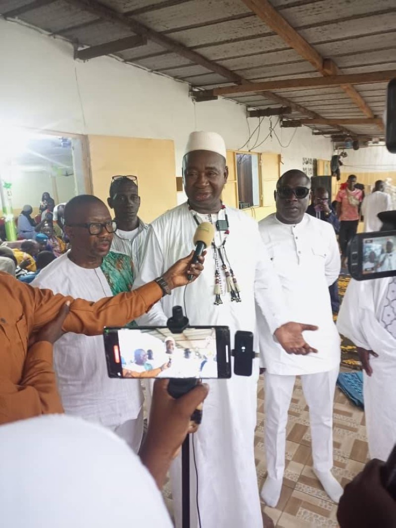 Le président Touré Adama lors de son entretien avec la presse. (dr)