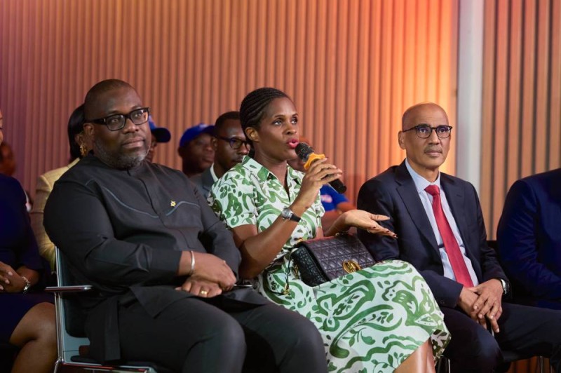 Les premiers responsables de Nsia Assurances Holding et de Moov money Africa (Photo Dr)