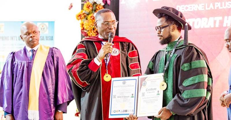 Distinction religieuse : Le révérend Emmanuel Atébi élevé au rang de docteur honoris causa en divinité