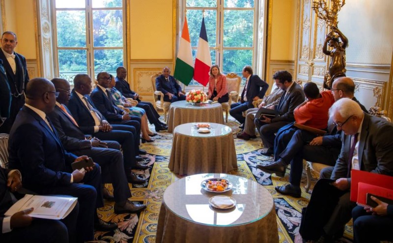 La rencontre des deux délégations ivoirienne et française