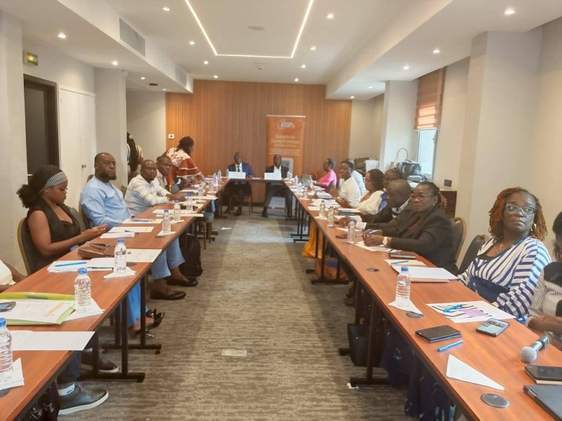 La présentation du Bulletin de santé publique a fait l’objet d’un atelier auquel ont participé des représentants de médias et de services de communication. (Photo. Dr)