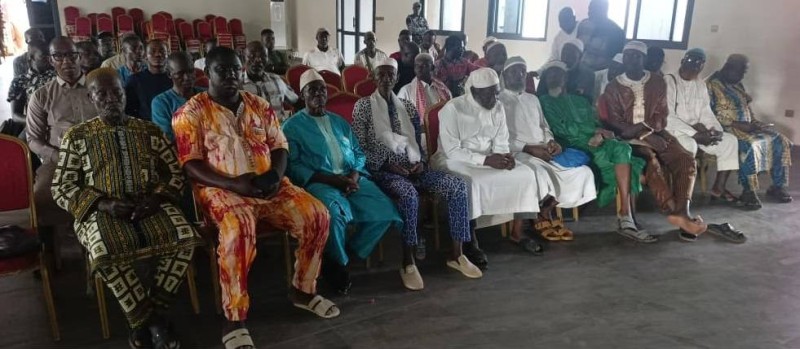Guides religieux, chefs de communautés Mahouka, allogènes et allochtones...