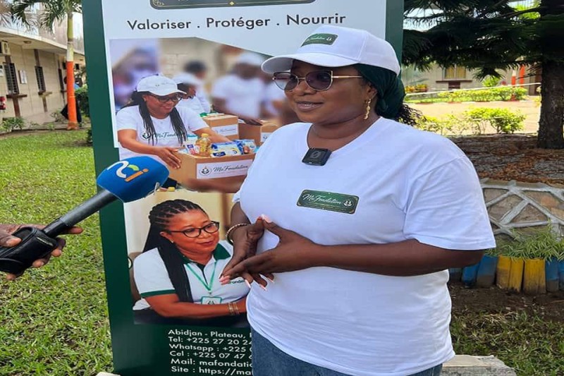 Mme Aïssata Camara et son équipe soulage les candidats aux examens à grand tirage. (DR)