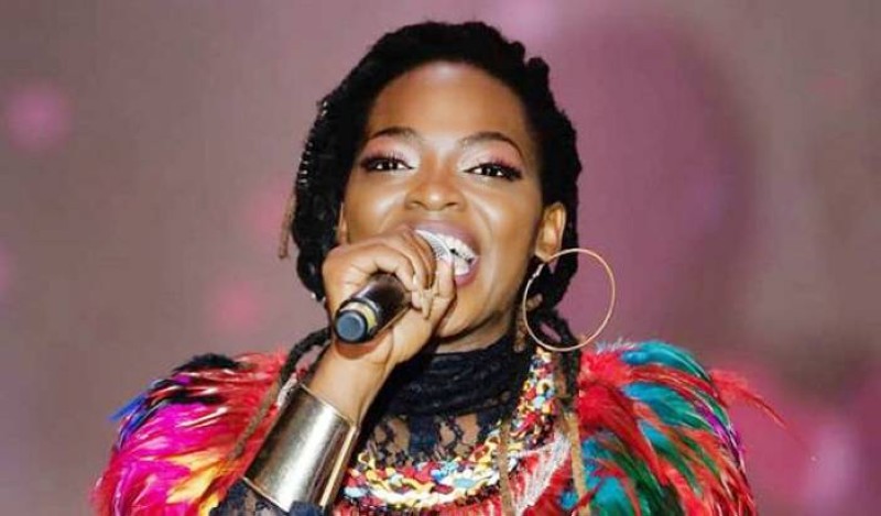 Lydol, chanteuse et slameuse camerounaise.