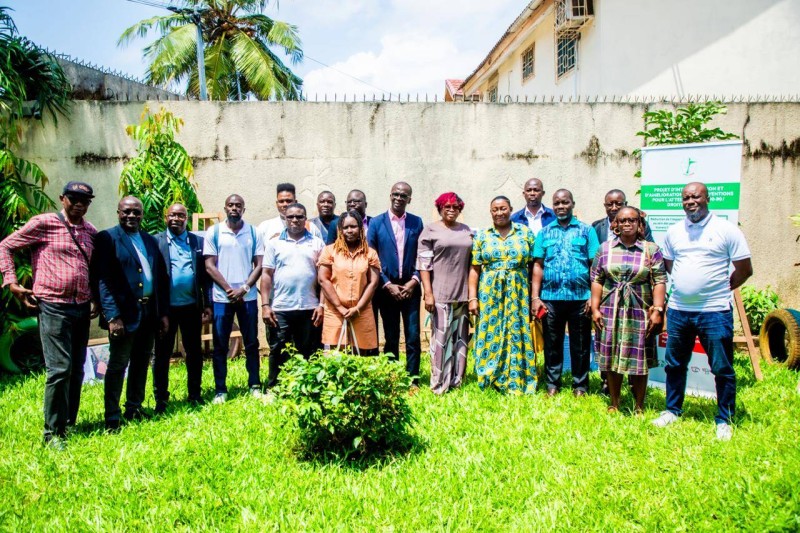 Les membres de l’ONG Enda Santé Côte d’Ivoire présents  à la présentation  des résultats . (DR)