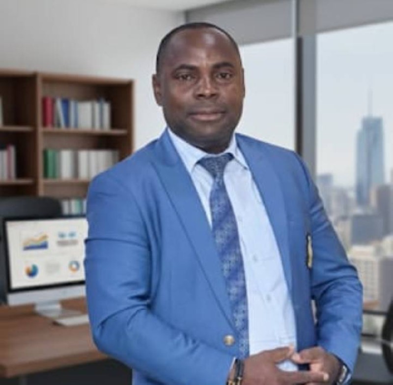 Dr Tia Lohi Minga à travers son Université va honorer des parcours d’exception venus de toute l'Afrique. (Photo. Dr)