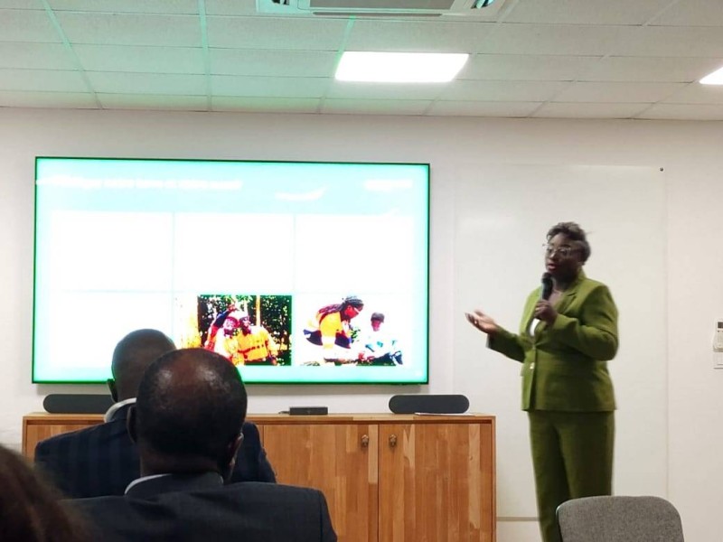 La directrice-pays d’Endeavour Mining a présenté le Rapport d'impact 2021-2025. (Ph: Dr)