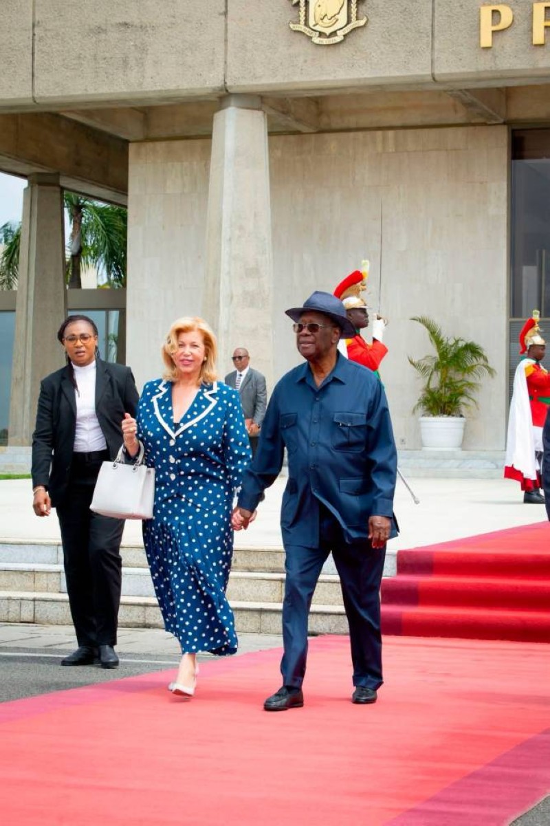 Côte d'Ivoire : Alassane Ouattara a quitté Abidjan pour un séjour en France
