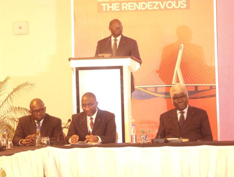 Le vice-Président de la République (au pupitre) a réitéré la détermination de la Côte d'Ivoire à renforcer ses performances (S KOUASSI)