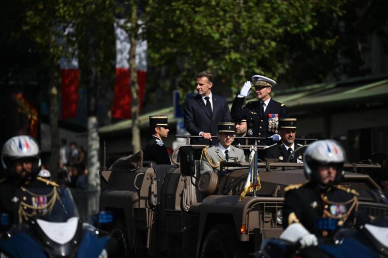 14 juillet 001