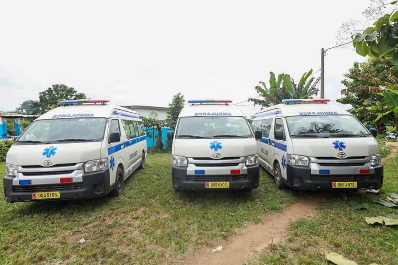 Des ambulances pour renforcer la prise en charge des malades (Dr)