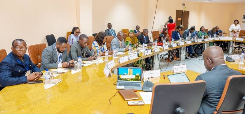 Une quinzaine de journalistes exerçant dans différents médias de l'Umoa, prennent part au séminaire.