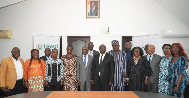 Les représentants de la HABG et de la CSI-Afrique ont réaffirmé leur volonté de renforcer le dialogue autour de la bonne gouvernance et de l'intégrité.