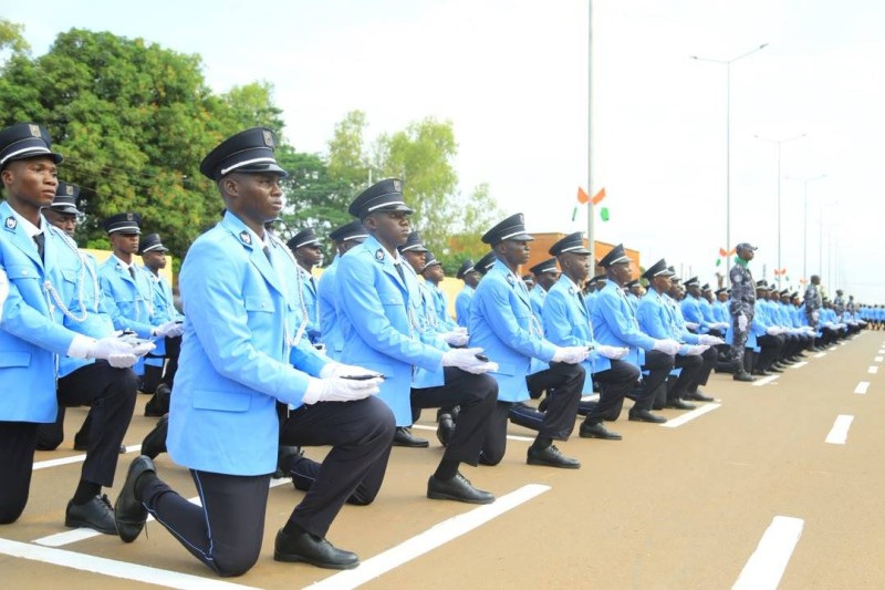 Les 2 015 nouveaux sous-officiers de police ont officiellement reçu leurs épaulettes au terme de leur formation à l'École de police Amadou Gon Coulibaly de Korhogo.